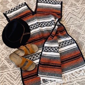 VINTAGE boho/southwestern “CUAMATZI MEXICAN TEXTILES" Sarape/Poncho UNISEX